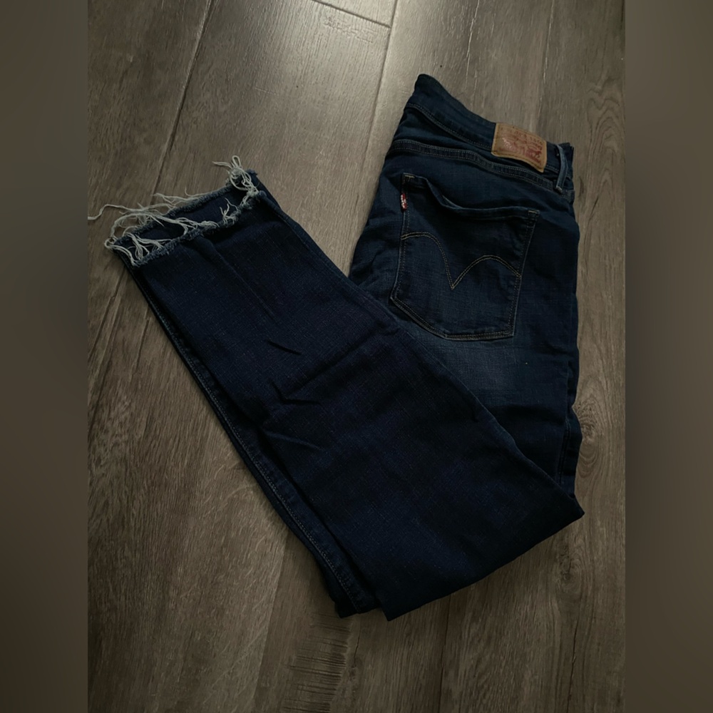 Blue Levi’s Skinny Jeans